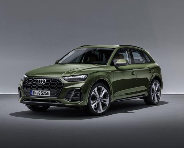 Le SUV Audi Q5 restylé affiche un caractère sportif