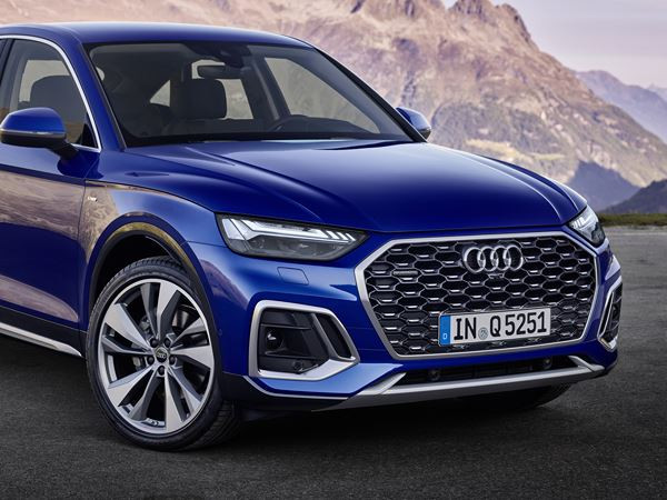 Le SUV coupé Audi Q5 Sportback adopte une lunette arrière inclinée