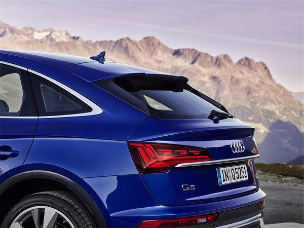 Le SUV coupé Audi Q5 Sportback adopte une lunette arrière inclinée