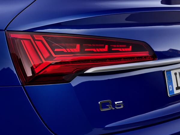 Le SUV coupé Audi Q5 Sportback adopte une lunette arrière inclinée