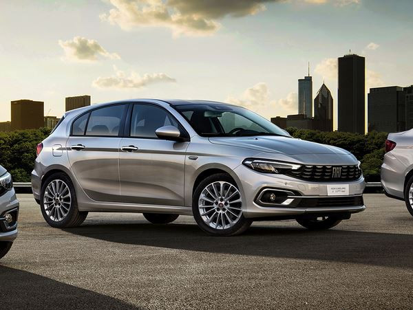 La berline cinq portes Fiat Tipo mise à jour débute à partir de 17 490 euros