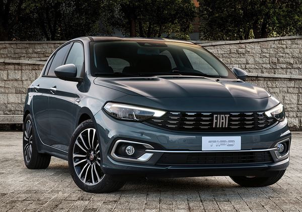 La berline cinq portes Fiat Tipo mise à jour débute à partir de 17 490 euros