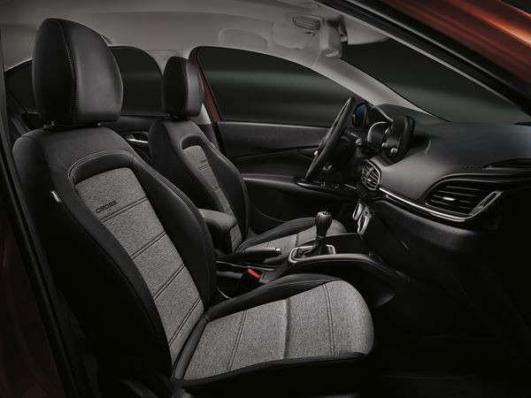 La version crossover Cross de la Fiat Tipo est proposée à partir de 18 990 euros