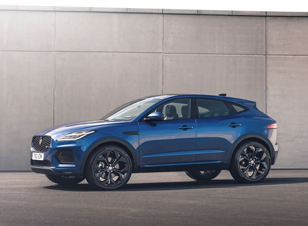 Le SUV compact premium Jaguar E-Pace s'offre une allure plus affirmée