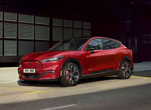 Ford Mustang Mach-E: un SUV électrique racé doté de trois modes de conduite