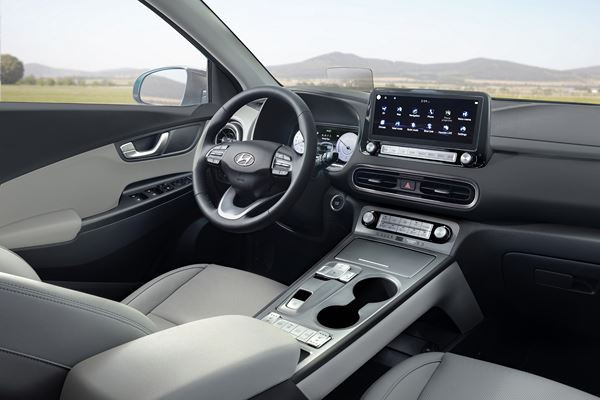 Le SUV urbain Hyundai Kona Electric adopte une calandre fermée