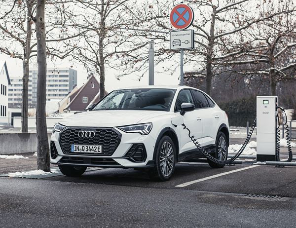 L’Audi Q3 Sportback 45 TFSI e rechargeable affiche une autonomie électrique de 50 km