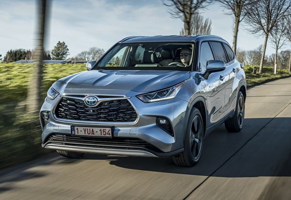 Toyota Highlander Hybride: un SUV sept places hybride modulable à transmission intégrale