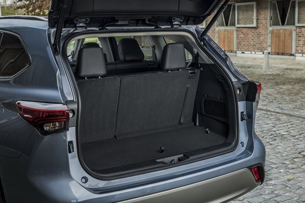 Toyota Highlander Hybride: un SUV sept places hybride modulable à transmission intégrale