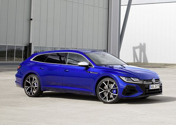 La Volkswagen Arteon Shooting Brake R embarque un moteur 2.0 litres TSI de 320 ch