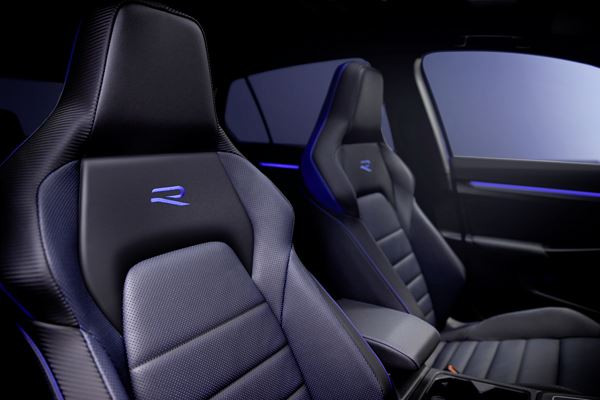 La Volkswagen Golf R 2.0 litres TSI débite une puissance de 320 ch