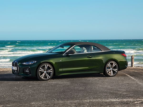 La BMW Série 4 Cabriolet offre une conduite sportive à toit ouvert