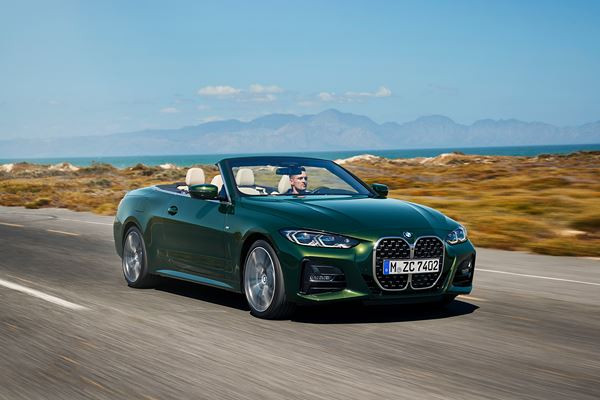 La BMW Série 4 Cabriolet offre une conduite sportive à toit ouvert