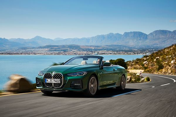 La BMW Série 4 Cabriolet offre une conduite sportive à toit ouvert