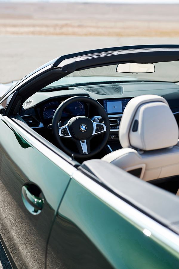 La BMW Série 4 Cabriolet offre une conduite sportive à toit ouvert