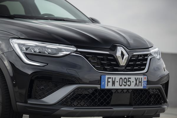 Renault Arkana: un SUV coupé de dimensions compactes à l'allure sportive
