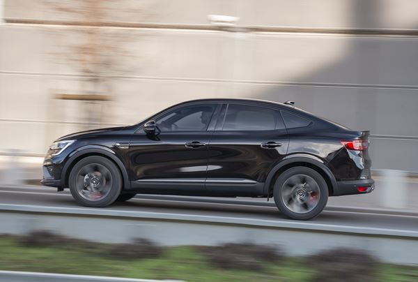 Renault Arkana: un SUV coupé de dimensions compactes à l'allure sportive