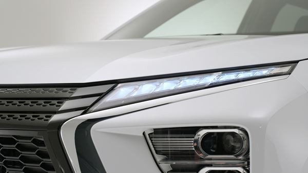 Le SUV Coupé Mitsubishi Eclipse Cross passe à l'hybride rechargeable