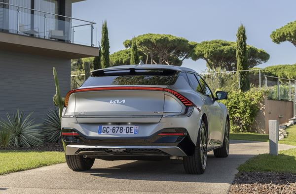 Kia EV6: un crossover électrique affichant plus de 510 km d'autonomie