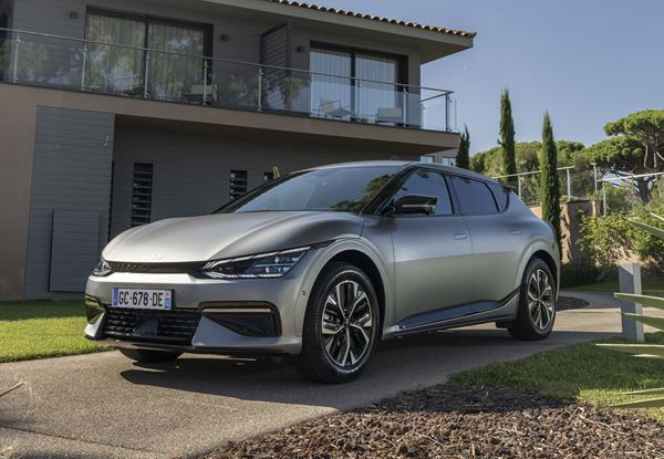 Kia EV6: un crossover électrique affichant plus de 510 km d'autonomie