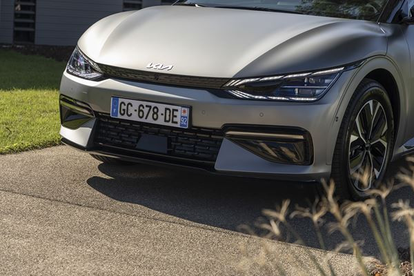 Kia EV6: un crossover électrique affichant plus de 510 km d'autonomie