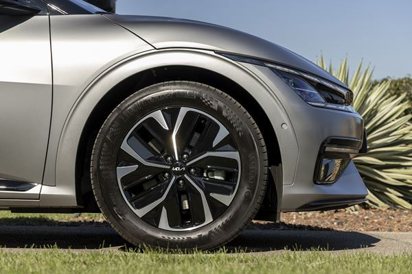 Kia EV6: un crossover électrique affichant plus de 510 km d'autonomie