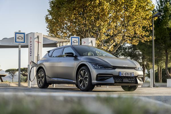 Kia EV6: un crossover électrique affichant plus de 510 km d'autonomie