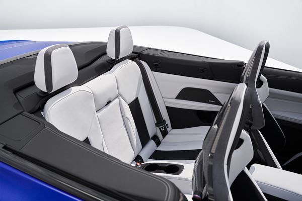 La sportive décapotable BMW M4 Competition M xDrive Cabriolet délivre 510 ch
