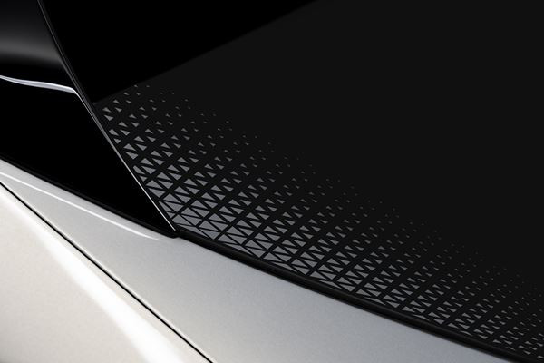 DS 4: une silhouette de Berline-SUV-Coupé à la lunette arrière inclinée