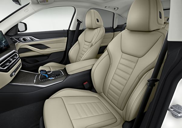 Le Gran Coupé électrique BMW i4 revendique une conduite axée sur le dynamisme