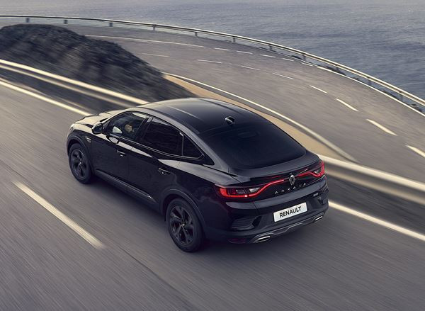 Le SUV Coupé Renault Arkana adopte une motorisation hybride E-Tech Hybrid 145