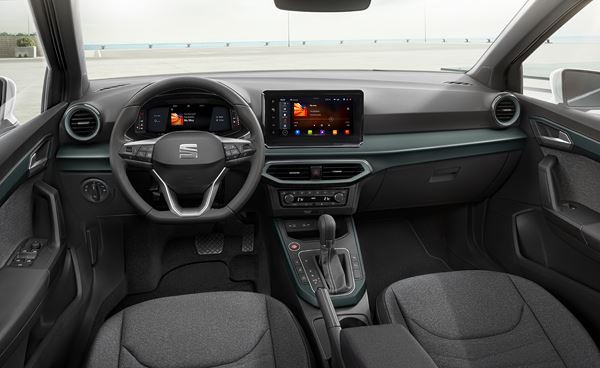 Le SUV urbain Seat Arona restylé affiche un caractère plus aventurier