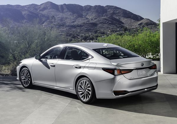 La grande berline Lexus ES bénéficie d'améliorations importantes