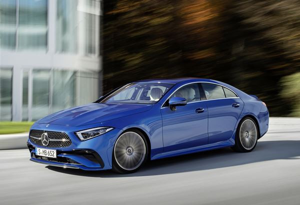 Le coupé quatre portes Mercedes CLS actualisé en approche