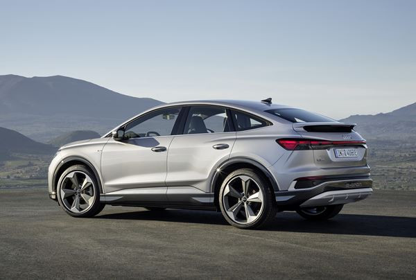 Audi Q4 Sportback e-tron: un SUV coupé électrique de taille intermédiaire