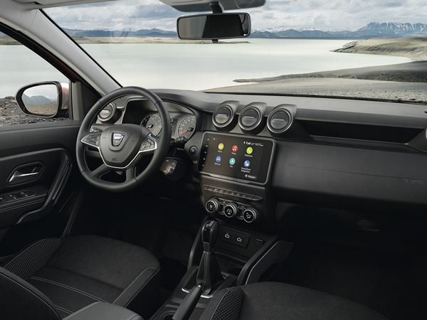 Dacia Duster : un SUV accessible au ratio prestations / prix favorable