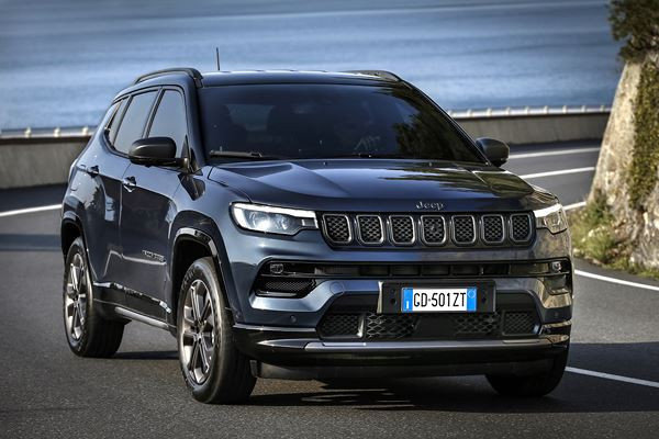 La Jeep Compass s'offre un design extérieur moderne plus sophistiqué