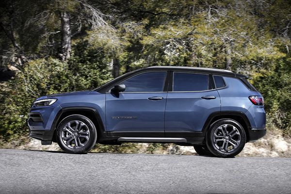 La Jeep Compass s'offre un design extérieur moderne plus sophistiqué