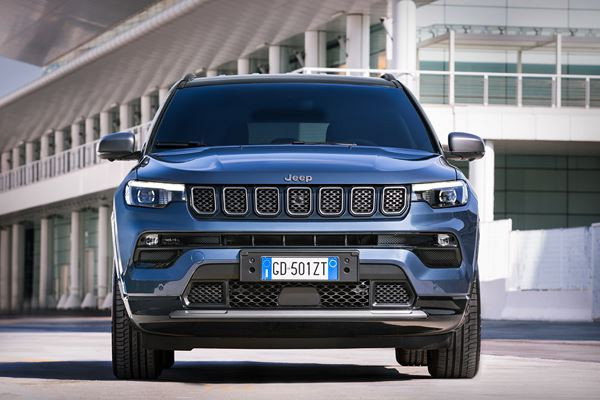 La Jeep Compass s'offre un design extérieur moderne plus sophistiqué