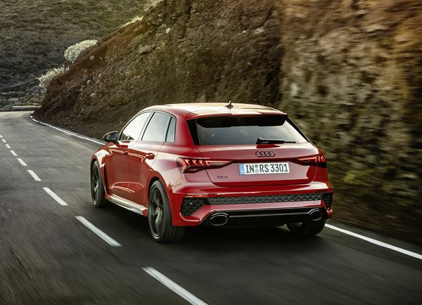 L'Audi RS 3 Sportback offre une dynamique de conduite de haut calibre