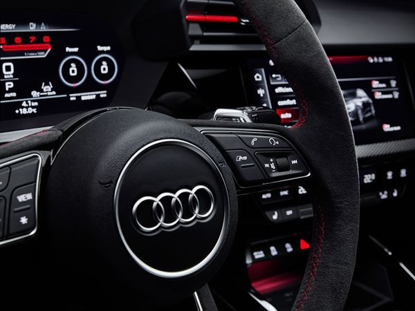 L'Audi RS 3 Sportback offre une dynamique de conduite de haut calibre