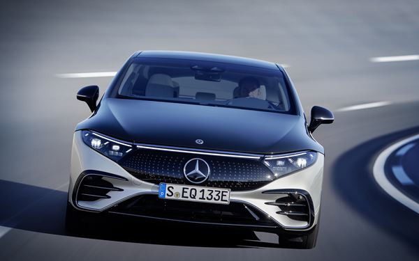 Mercedes EQS: la berline de luxe Mercedes-EQ trace la voie de l'électrique