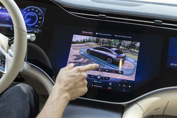 Mercedes EQS: la berline de luxe Mercedes-EQ trace la voie de l'électrique