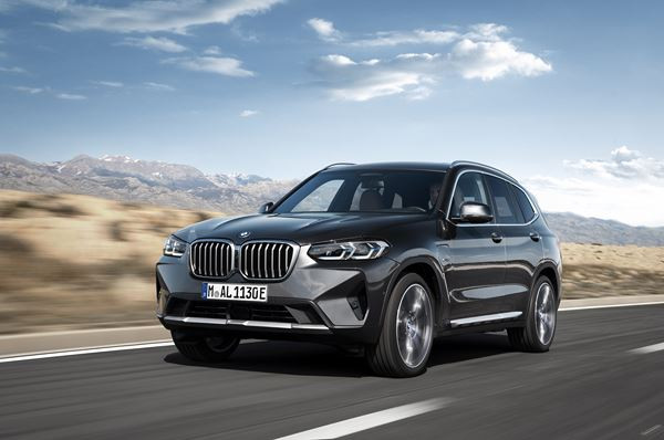 Le Sport Activity Vehicule BMW X3 rafraichi en approche