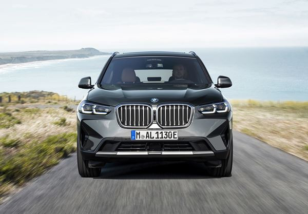 Le Sport Activity Vehicule BMW X3 rafraichi en approche