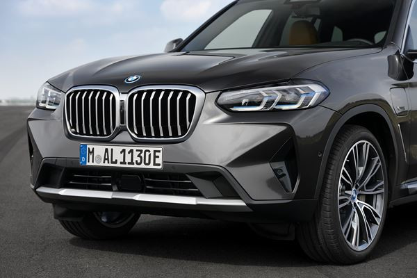 Le Sport Activity Vehicule BMW X3 rafraichi en approche