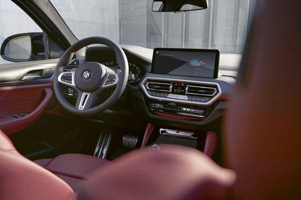 Le Sport Activity Coupé BMW X4 restylé en approche