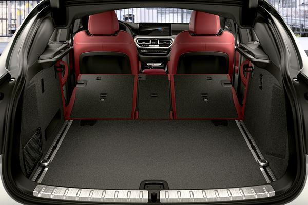 Le Sport Activity Coupé BMW X4 restylé en approche