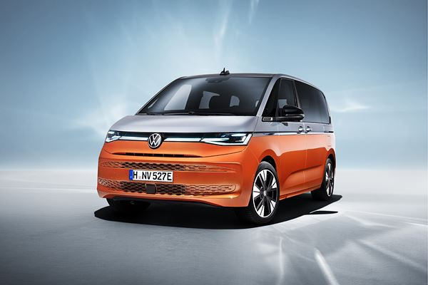 Le combispace Volkswagen Multivan offre sept sièges modulables