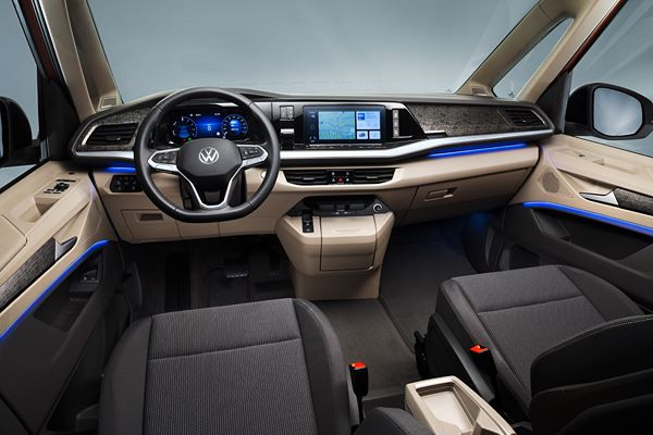 Le combispace Volkswagen Multivan offre sept sièges modulables